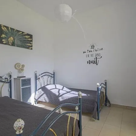 Seaside Escape For Families Ferienhaus