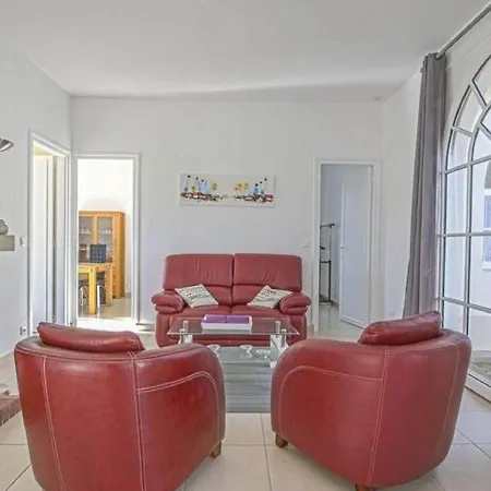 Bright With Garden * Sainte-Honorine-des-Pertes